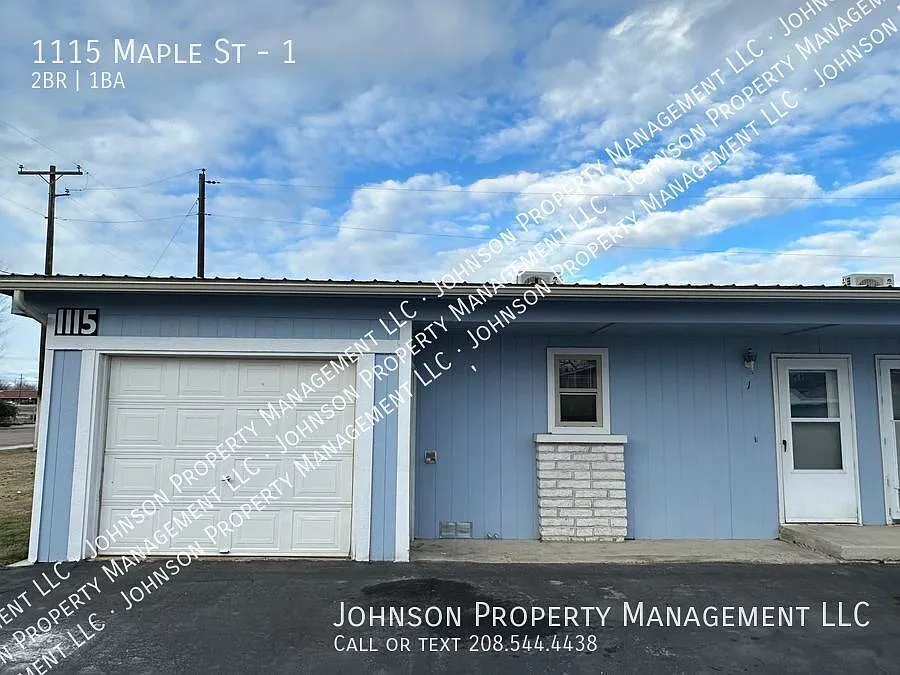 Spacious South Nampa Apartment with Single Car Garage. — Photo 1