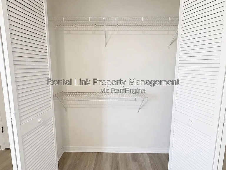320 SW 3rd Pl #3 — Photo 20