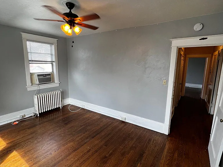 378 Elm Ave SW #12 — Photo 3