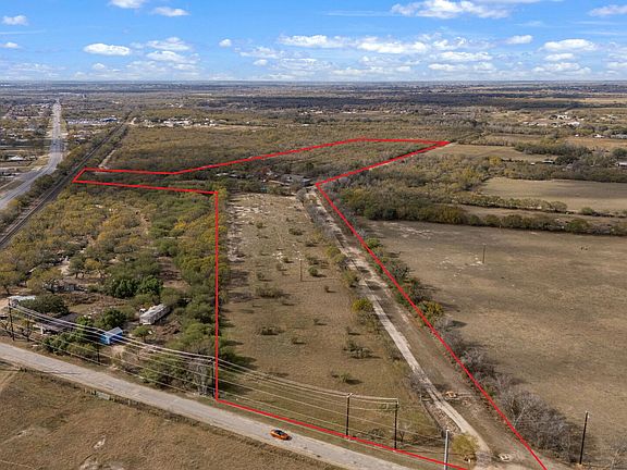 2nd image of 155 County Road 6712
