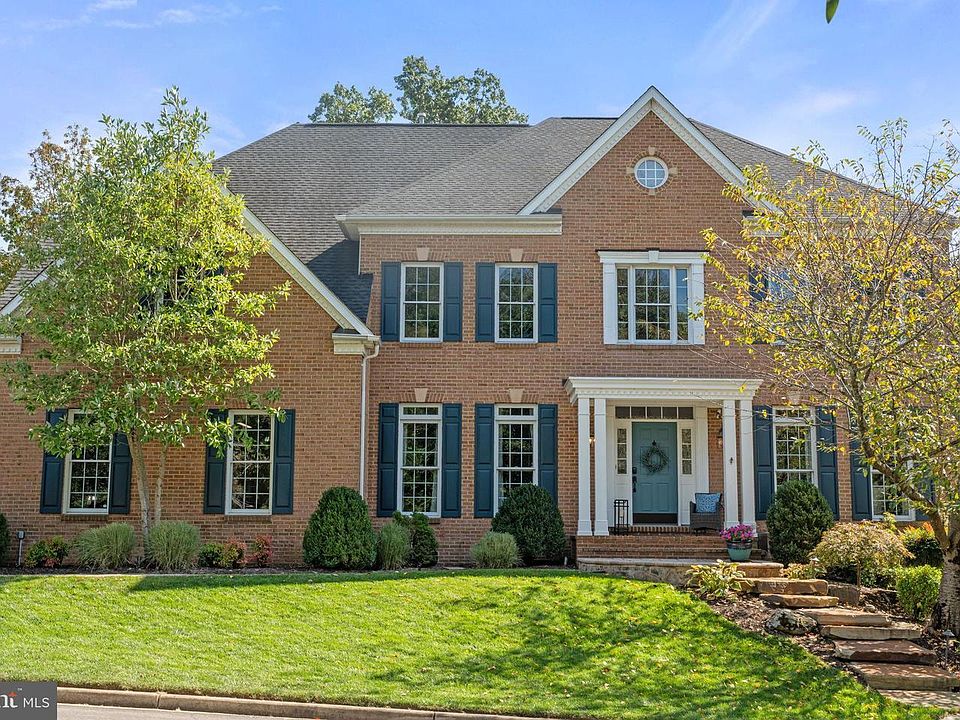 1st image of 43423 Mountcastle Dr