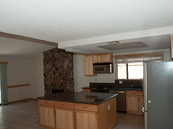 4th image of 1800 Vista Creek Dr