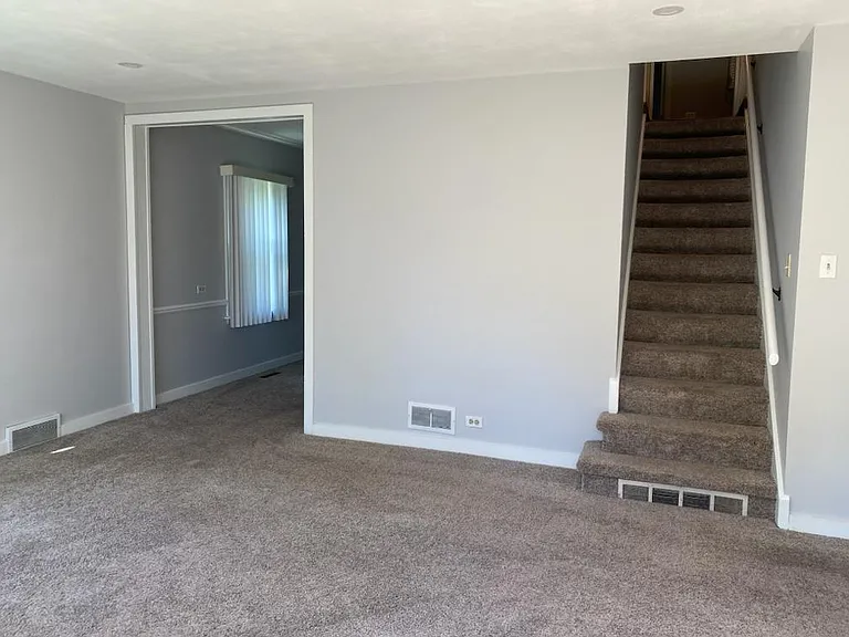 1207 N Eagle St — Photo 6
