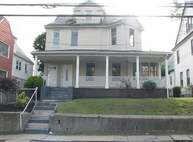 1st image of 233 S Columbus Ave