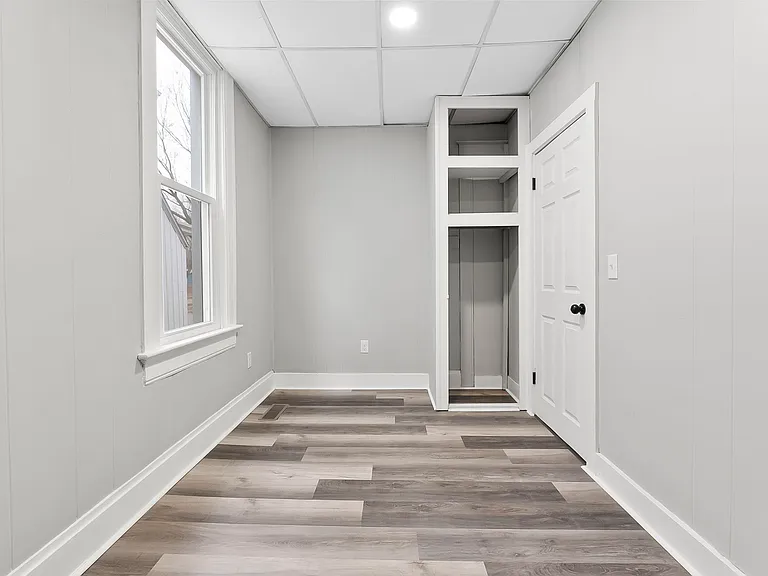 706 3rd St #1 — Photo 3