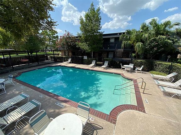 2nd image of 8935 Gaylord Dr APT 181