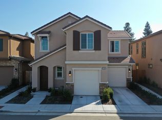 7094 N Brookdale Dr, Fresno, CA 93722