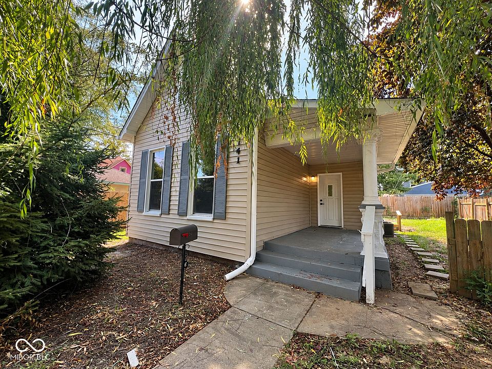 1st image of 741 Orange St