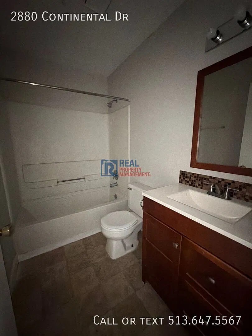 Charming 2BR 1.5BA Home in Reynoldsburg — Photo 4