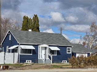 320 Lake Lowell Ave, Nampa, ID 83686