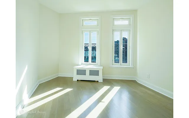 Sold by Douglas Elliman | media 19