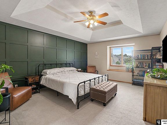 3rd image of 910 Hogan Dr