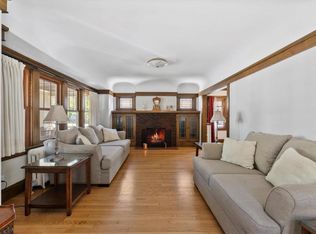 2123 N 73rd St, Wauwatosa, WI 53213