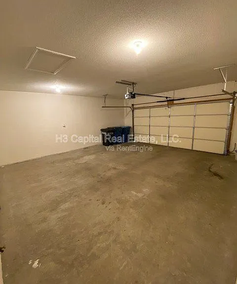 55 Crimson Ct #B — Photo 16