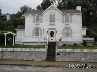 1006 Avery St, Parkersburg, WV 26101
