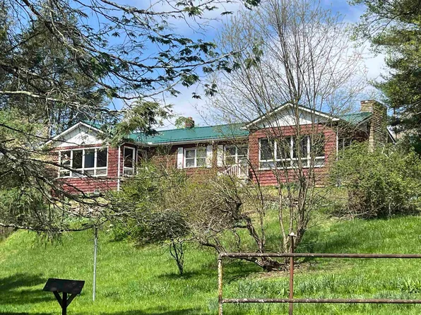 50 Bush Ave, Philippi, WV 26416