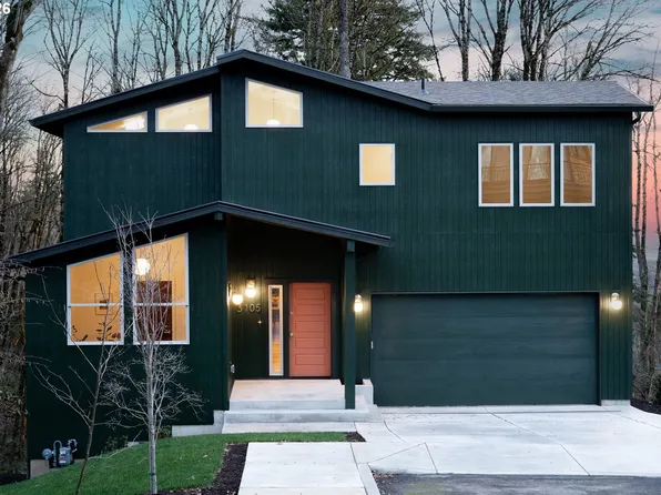 3105 NW Blue Sky Ln, Portland, OR 97229