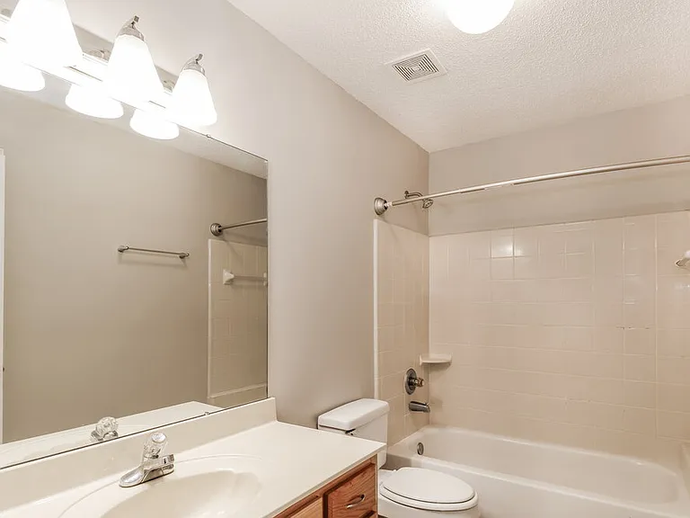 9354 Sarsen Dr — Photo 14