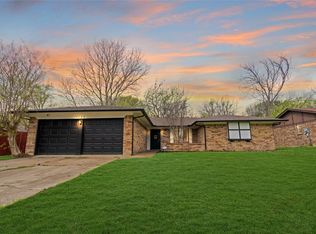 3108 Legend Rd, Arlington, TX 76014