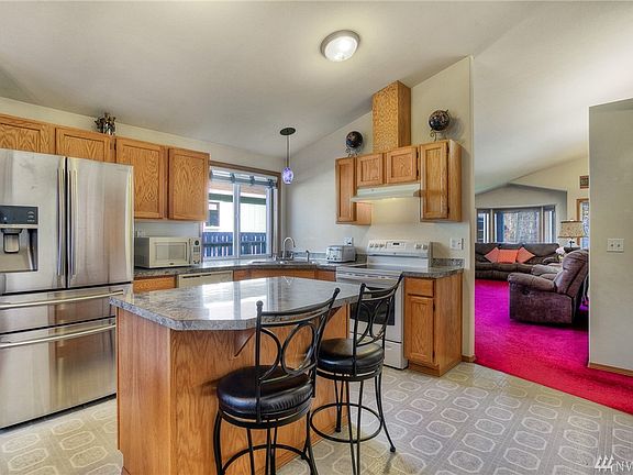 5th image of 1802 66th Avenue Ct NE
