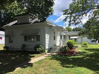 1st image of 211 N Cherry St