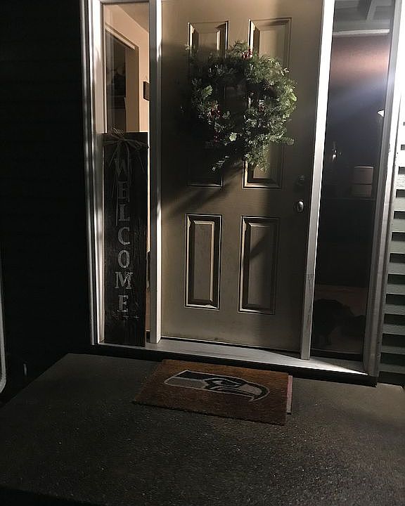 1st image of 1209 SE Firpark Dr