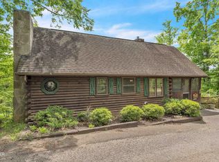 273 Cherokee Path Way, Sevierville, TN 37876