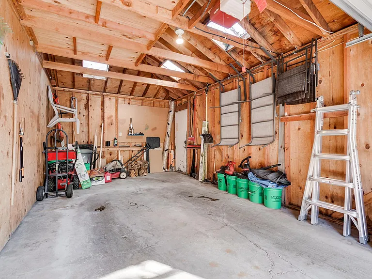5314 Hiawatha Ln — Photo 29