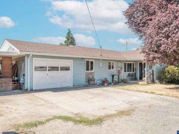 2020 Omire Ln, Lebanon, OR 97355