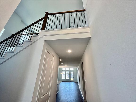 3rd image of 9406 Water Breeze Ct