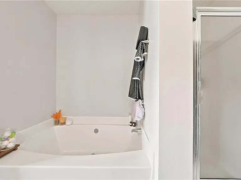 3353 Parc Dr SW — Photo 24