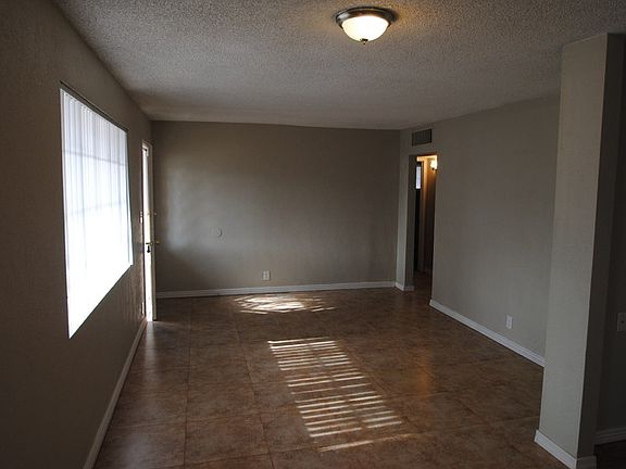 2nd image of 4416 W Crittenden Ln