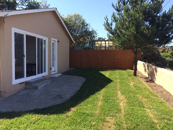 5th image of 3020 Fleetwood Dr