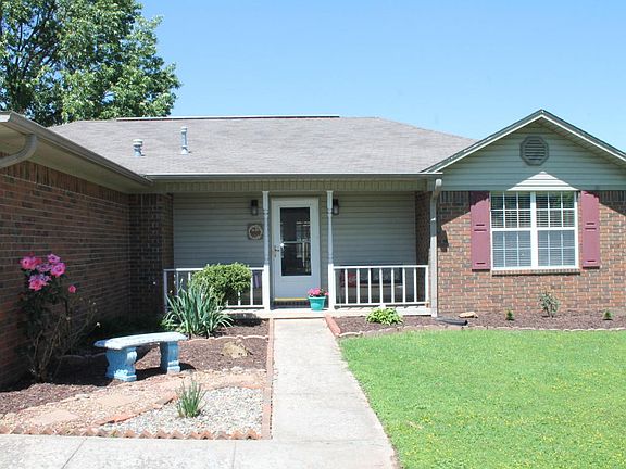 2nd image of 1523 E 14th Pl