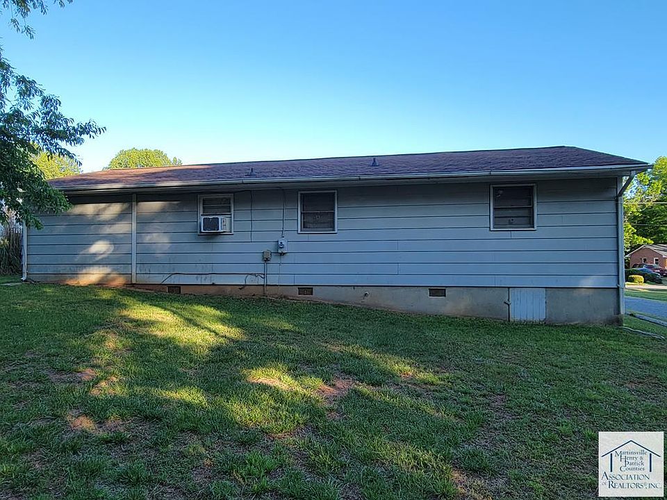2nd image of 140 Fellowship Dr