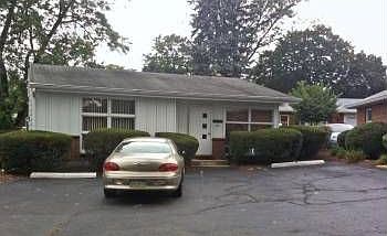 2nd image of 22 Millersville Rd