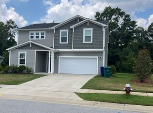 459 Summer Ranch Dr, Fuquay Varina, NC 27526