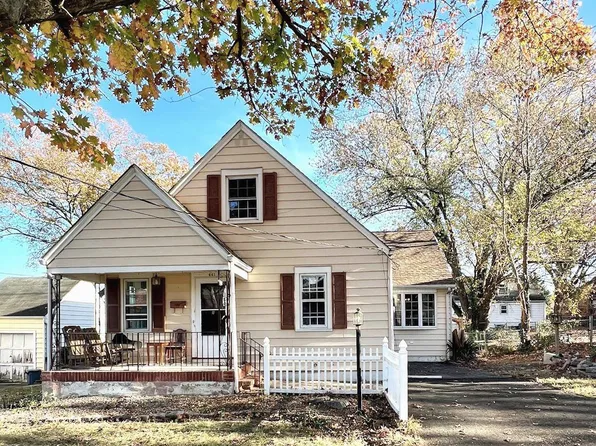 641 Concord Cir, Ewing, NJ 08618