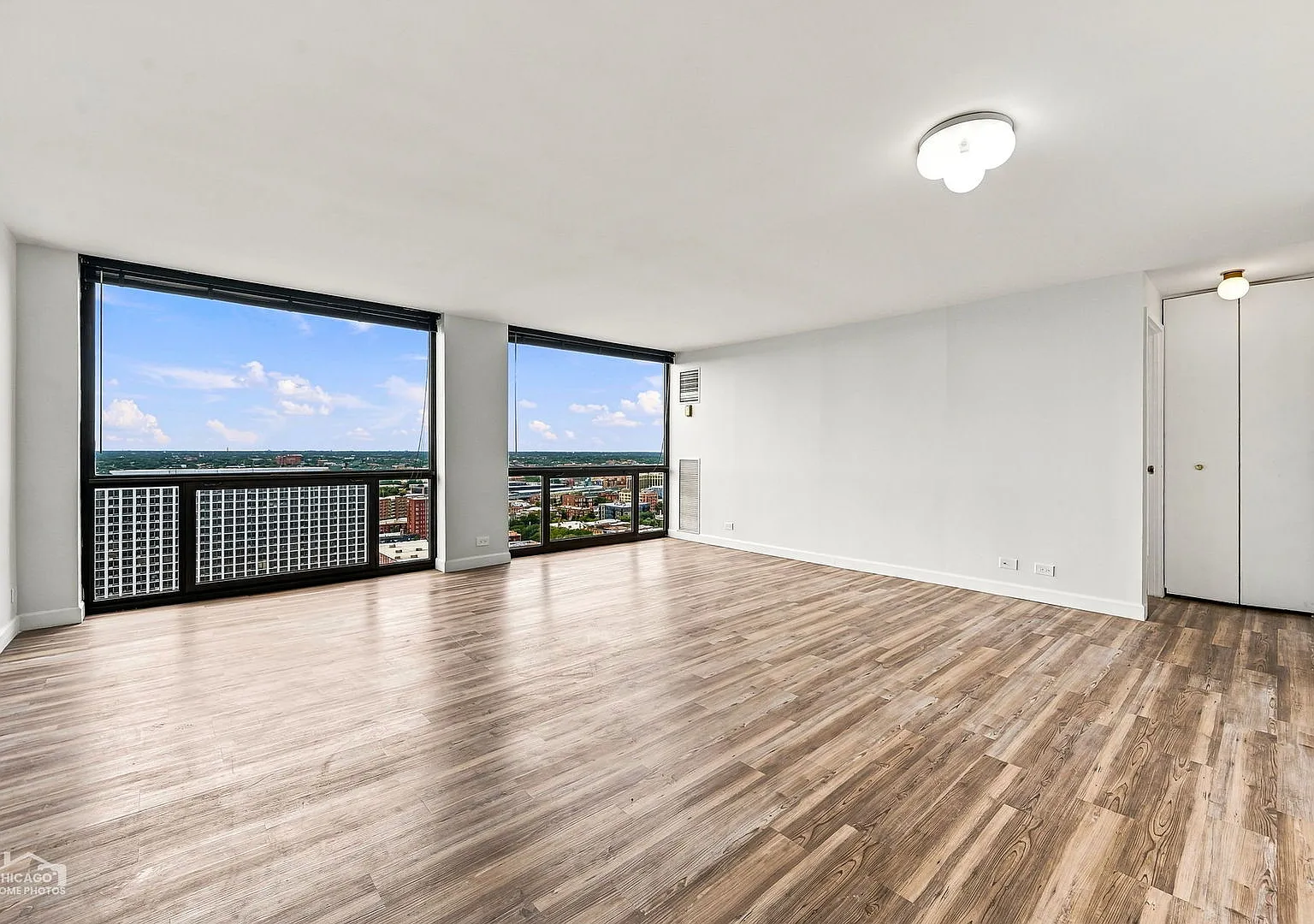 1 bed, 800 sqft, $1,950 — Photo 2