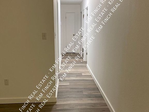 5th image of 2134 Grant St