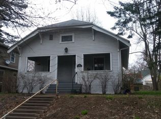 748 Dearborn St, Iowa City, IA