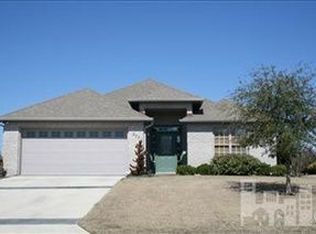 253 Castle Bay Dr, Hampstead, NC 28443