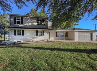 16476 Leavenworth Rd, Basehor, KS 66007