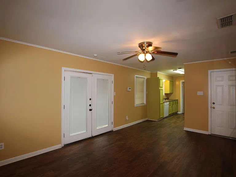2113 Old Omen Rd — Photo 13