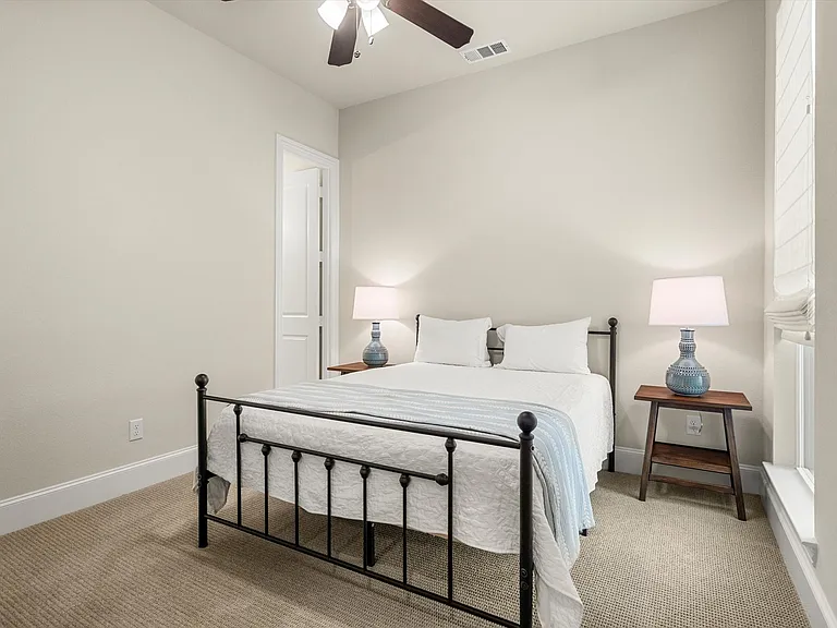 2560 Shady Trl — Photo 60