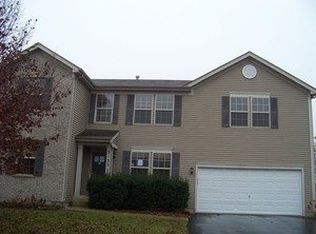 2135 Clementi Ln, Aurora, IL 60503