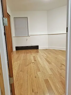 Rented by Azure Realty NY LLC | media 9