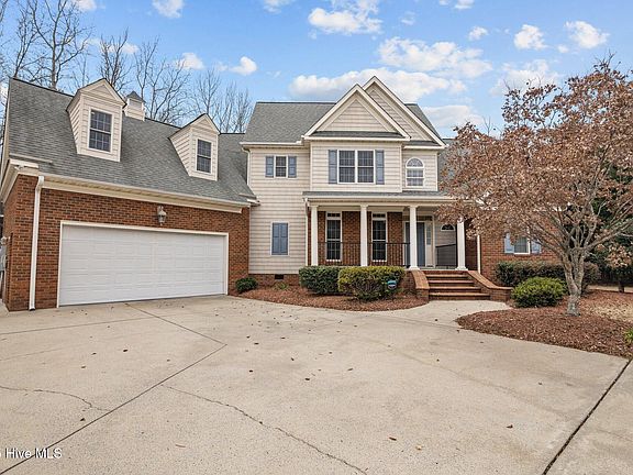 3rd image of 3602 Warwick Court