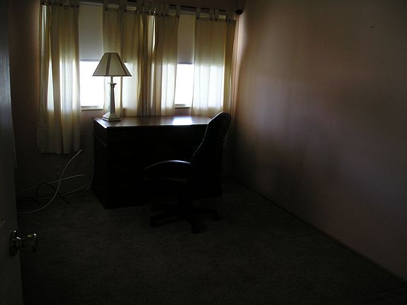 3rd image of 923 W Desirade Ave