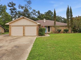 10 Briarwick Dr, Lumberton, TX 77657